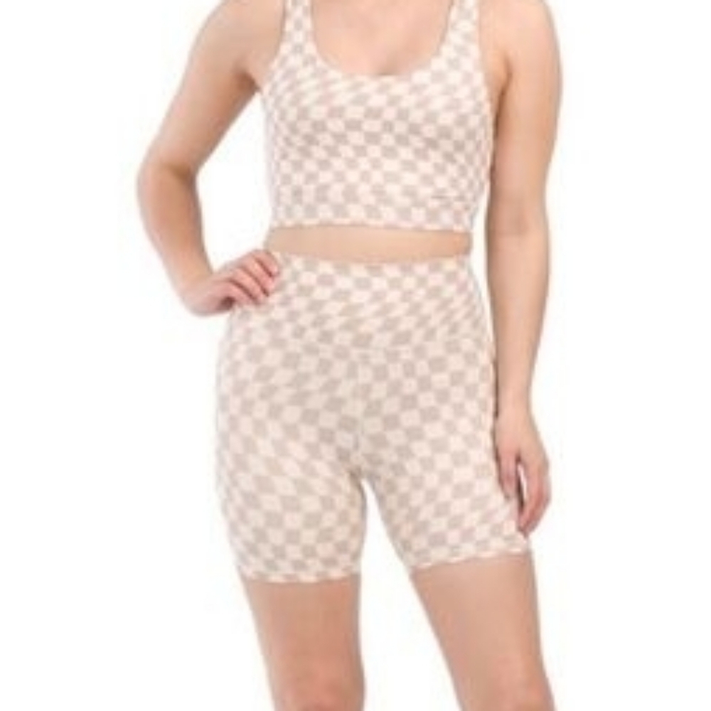 Wilo The Label Checkered Women's Sports Bra And Short Set
